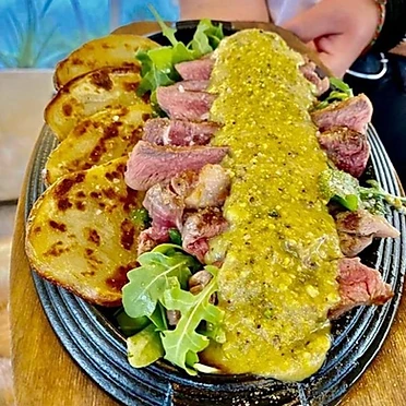 Tagliata di Angus al pistacchio